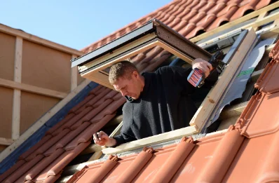 Pose de fenêtres de toit Velux à Sannerville